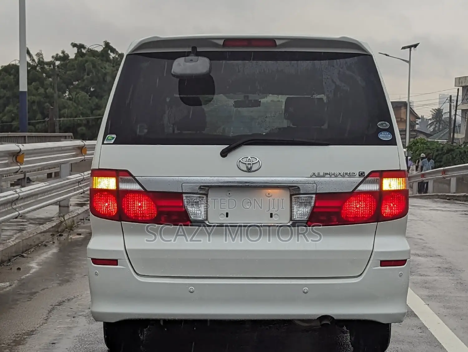 Toyota Alphard 2005 White