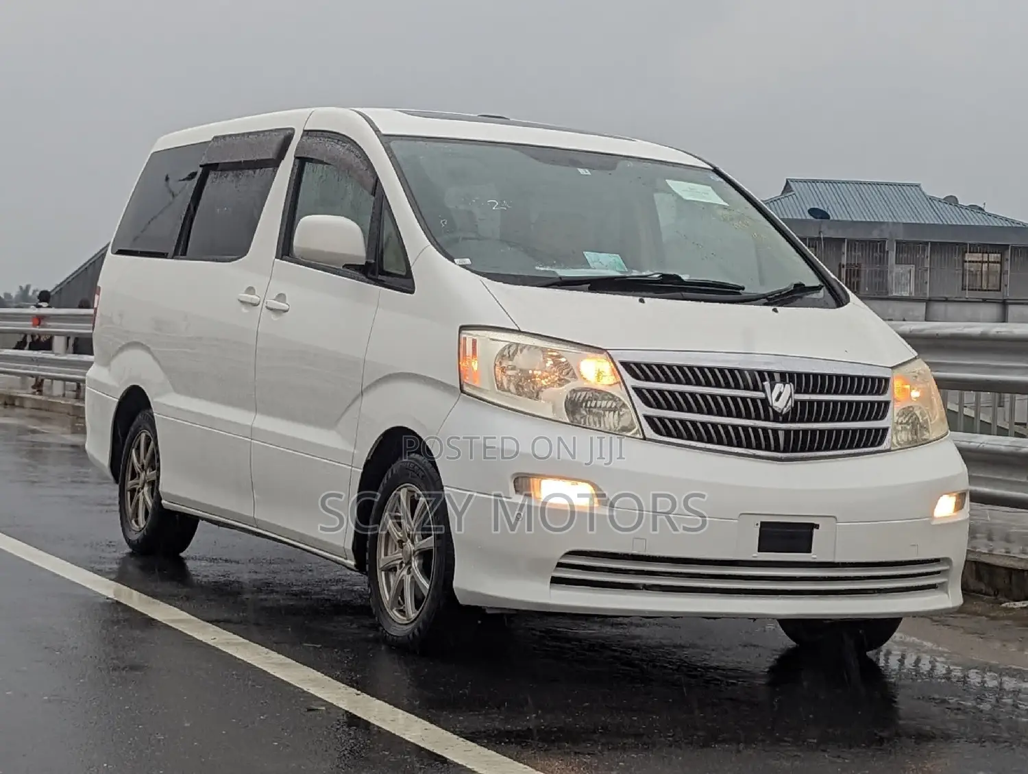 Toyota Alphard 2005 White