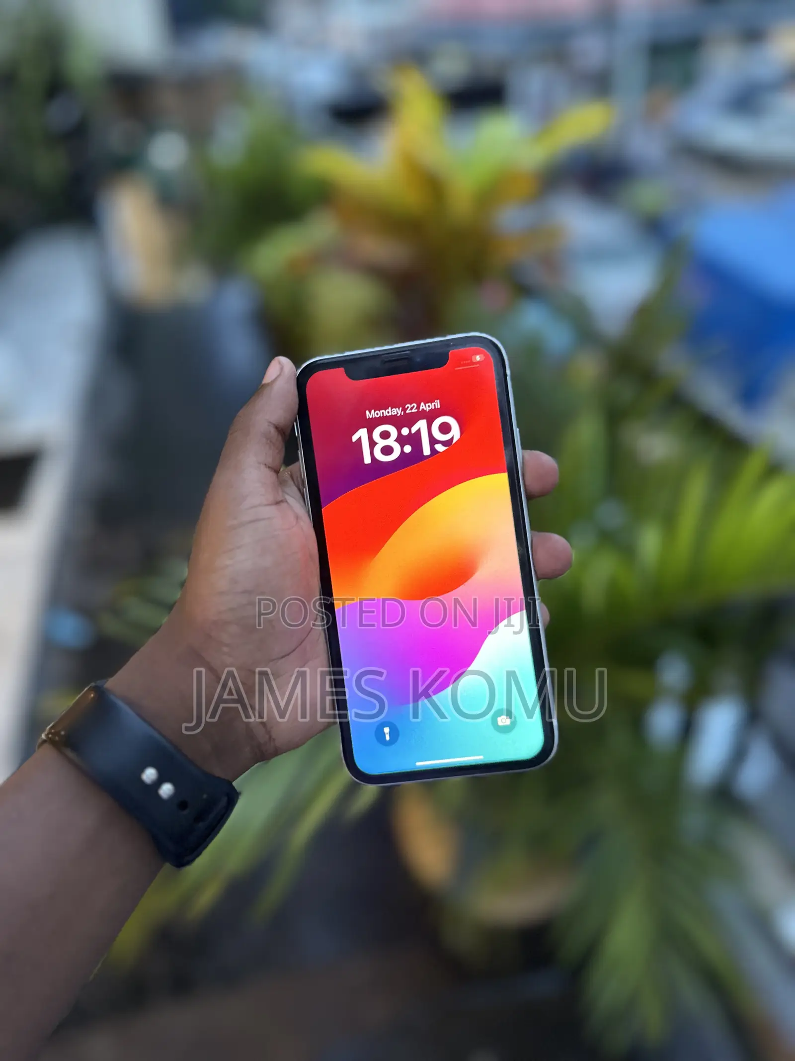 Apple iPhone XR 64 GB White