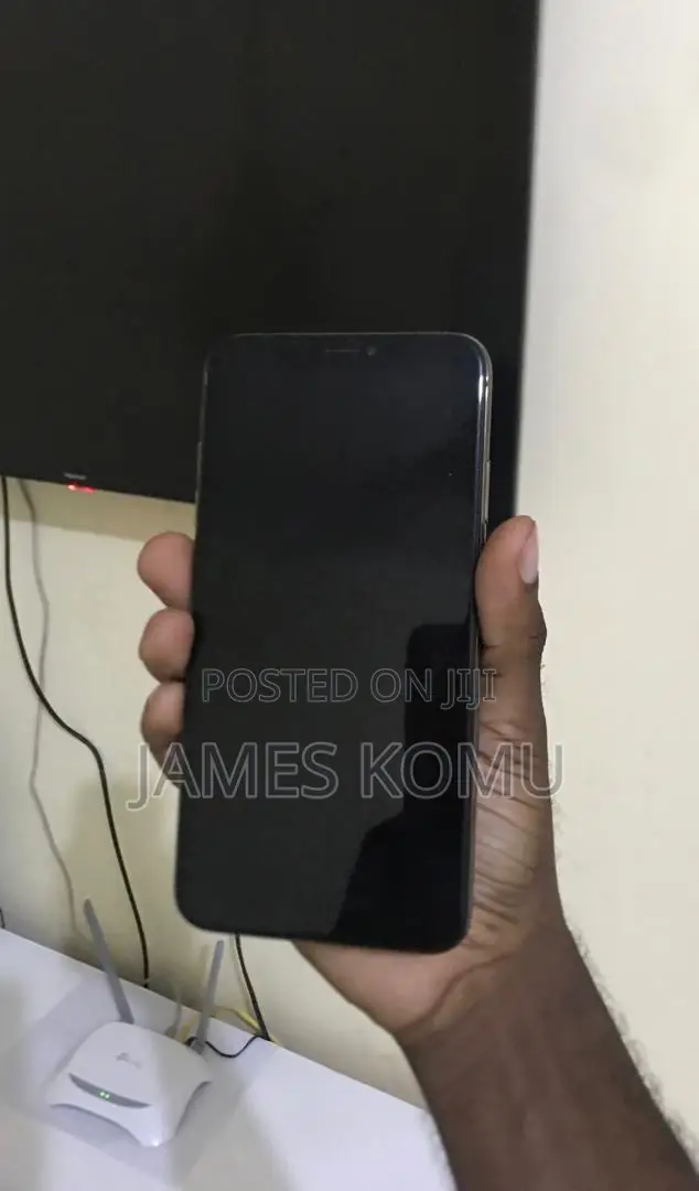 Apple iPhone XS Max 64 GB Gold