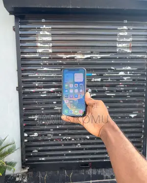Apple iPhone 11 64 GB Black