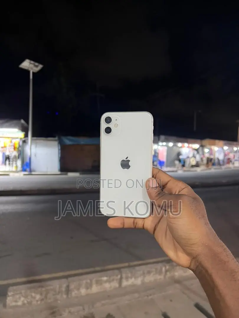 Apple iPhone 11 64 GB White