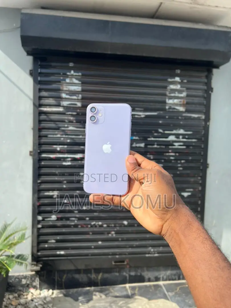 Apple iPhone 11 64 GB Purple