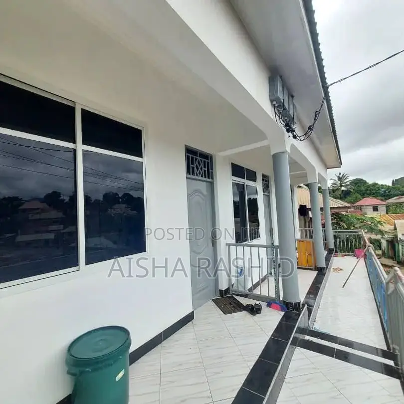 1bdrm Apartment in Kimara for rent