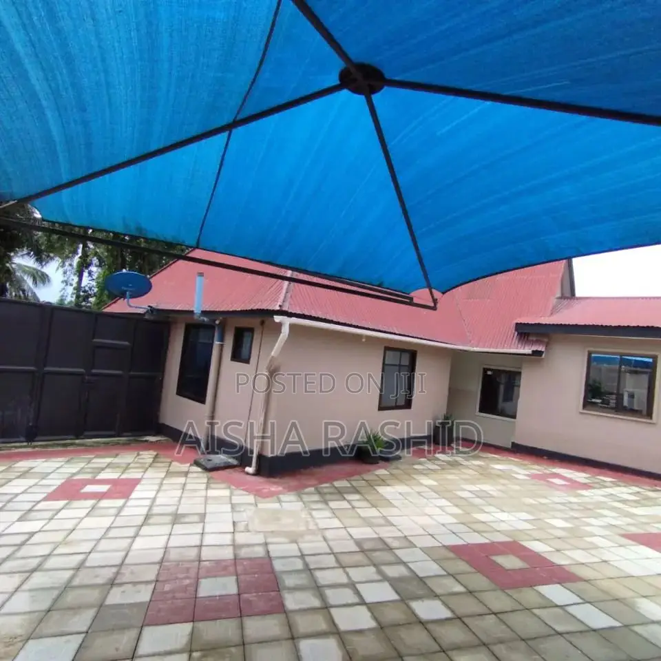 2bdrm Apartment in Kimara for rent