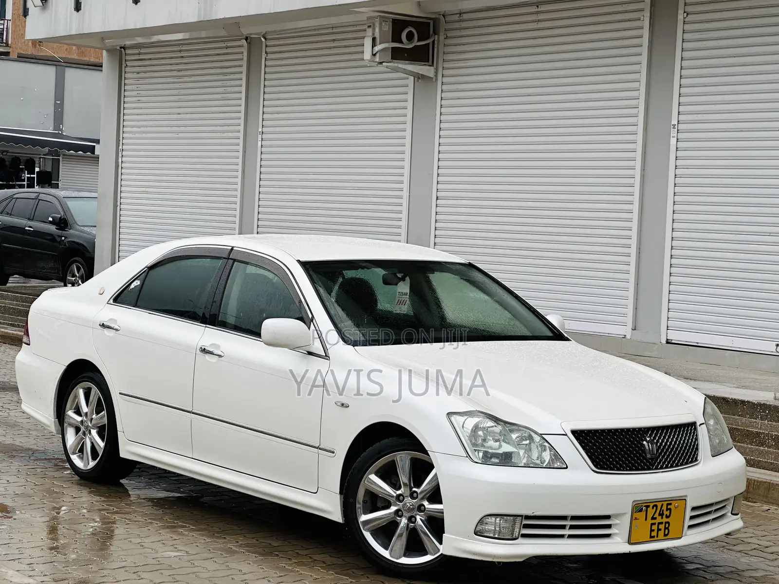 Toyota Crown Royale 2005 Pearl