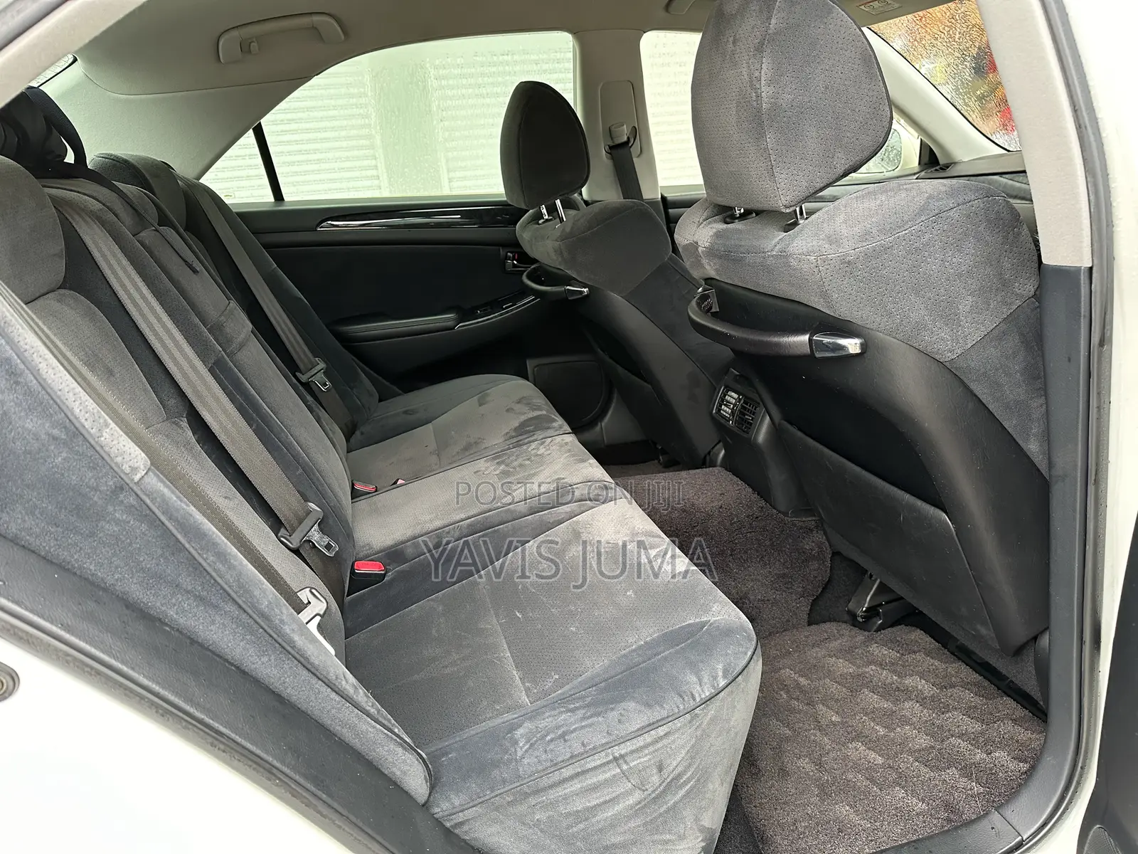 Toyota Crown Royale 2005 Pearl