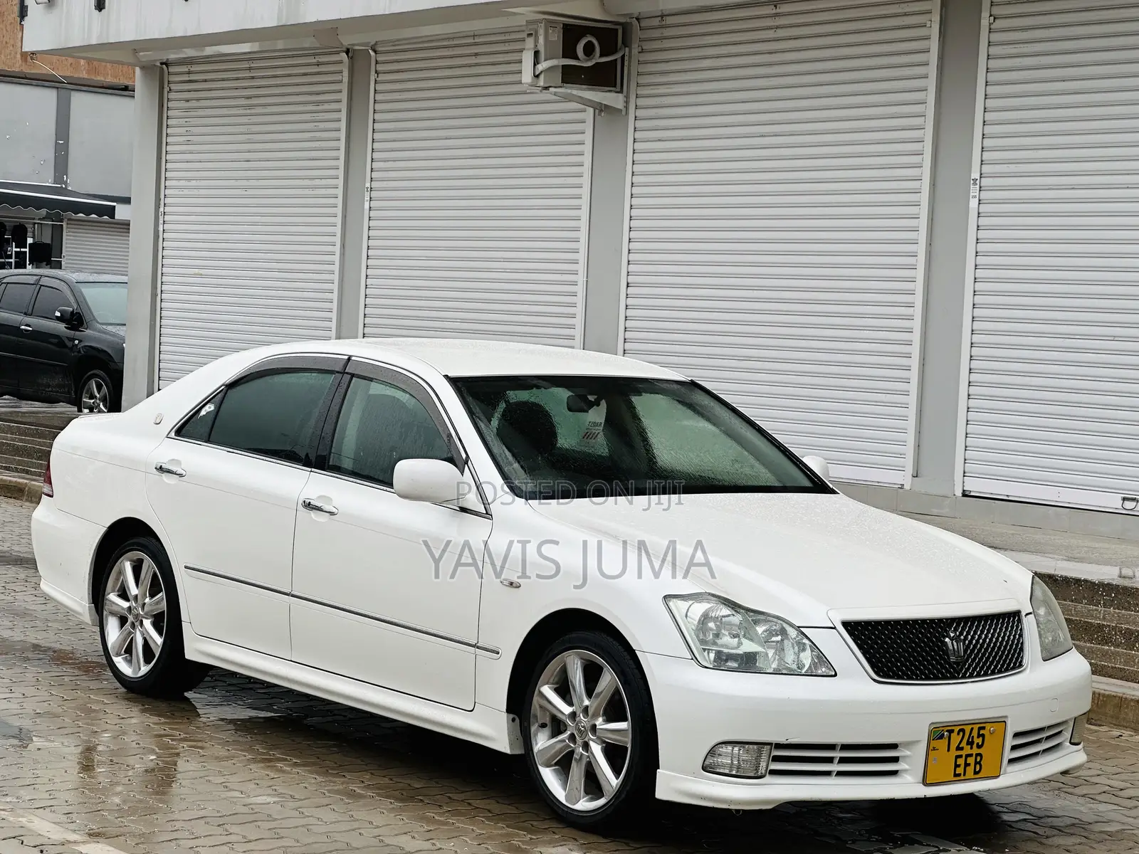 Toyota Crown Royale 2005 Pearl