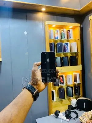Apple iPhone 8 64 GB Black