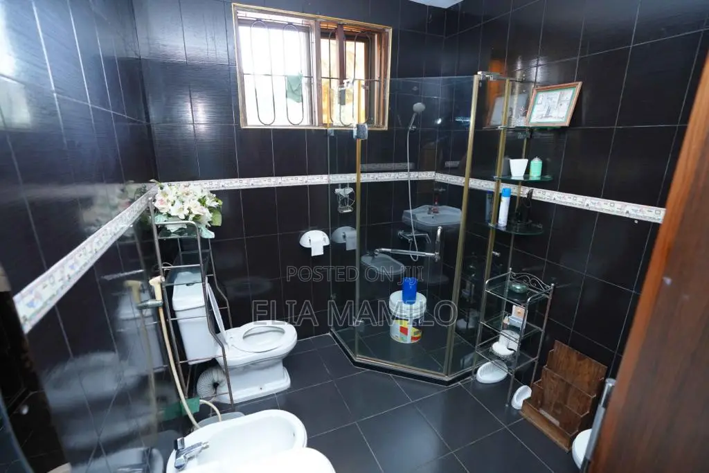 Furnished 5bdrm House in Mikocheni B for sale