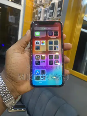 Apple iPhone 11 128 GB Red