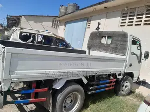 Isuzu Ya Mzigo