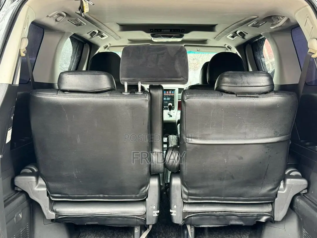 Toyota Vellfire 2009 Gray