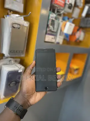 Apple iPhone 8 Plus 64 GB Black