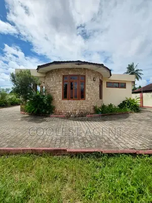 3bdrm House in Tegeta, Kinondoni for sale
