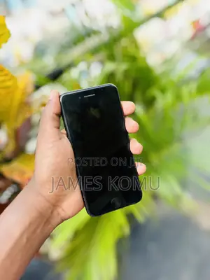Apple iPhone 7 32 GB Black