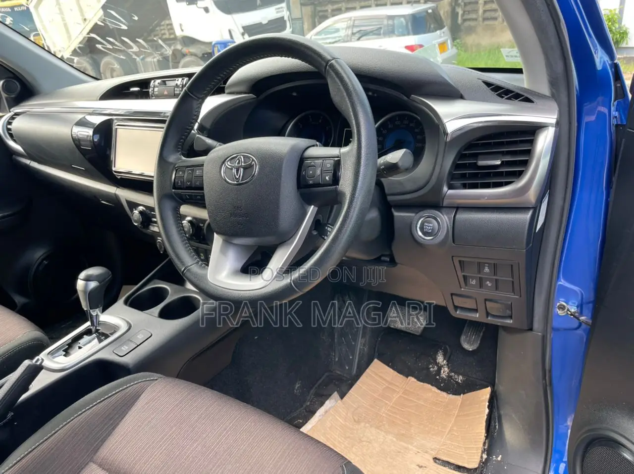 Toyota Hilux 2019 Blue