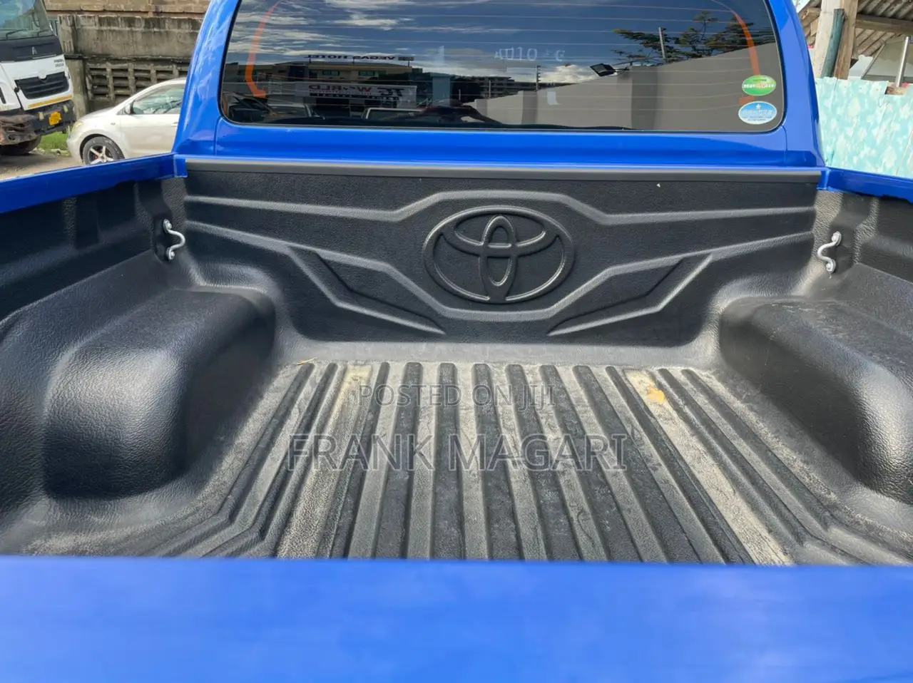 Toyota Hilux 2019 Blue