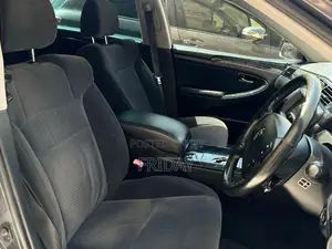 Toyota Kluger 2005 Silver