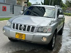 Toyota Kluger 2005 Silver