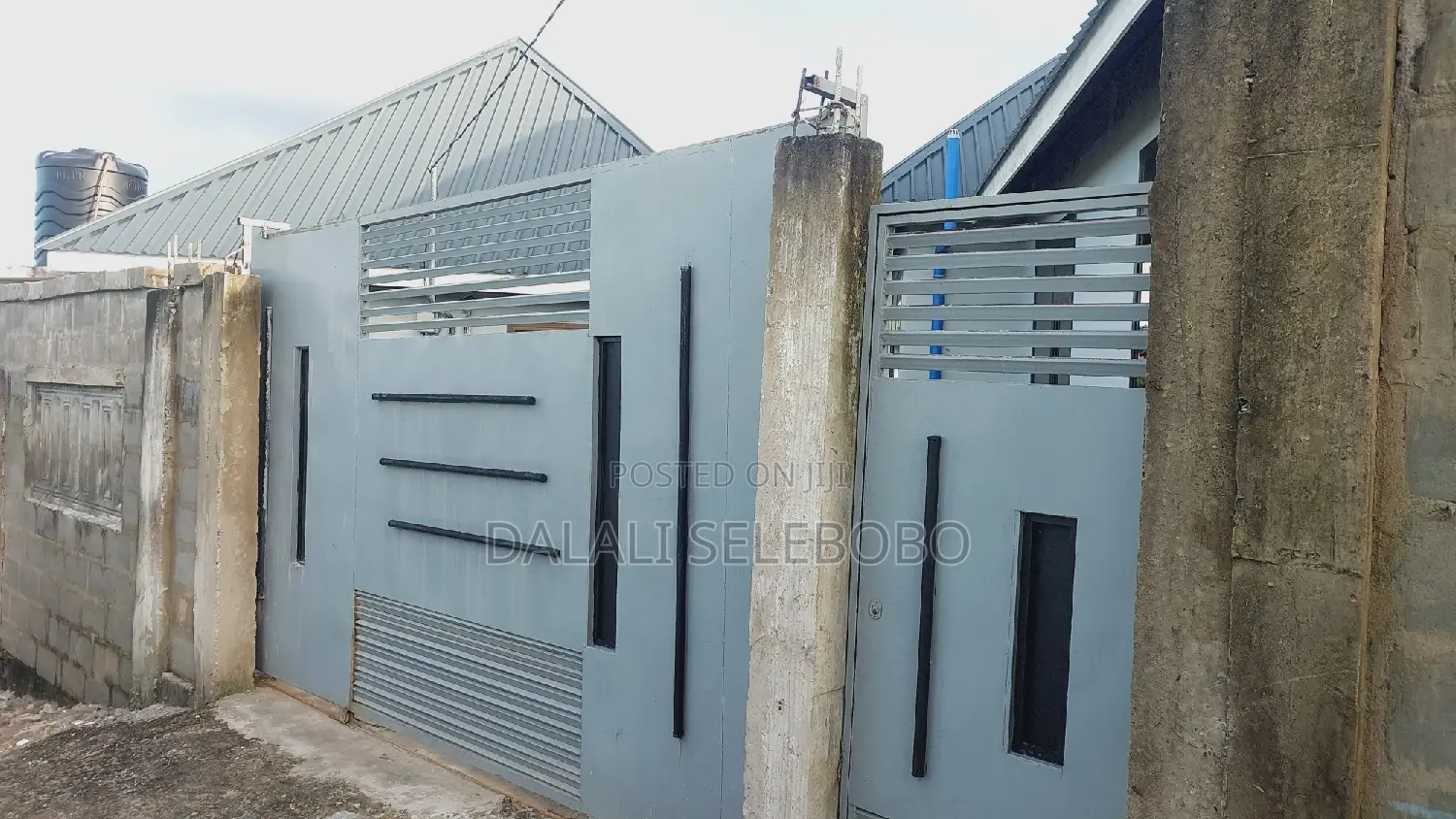 5bdrm House in Changanyikeni Udsm, Kinondoni for sale