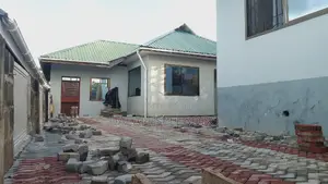 5bdrm House in Changanyikeni Udsm, Kinondoni for sale
