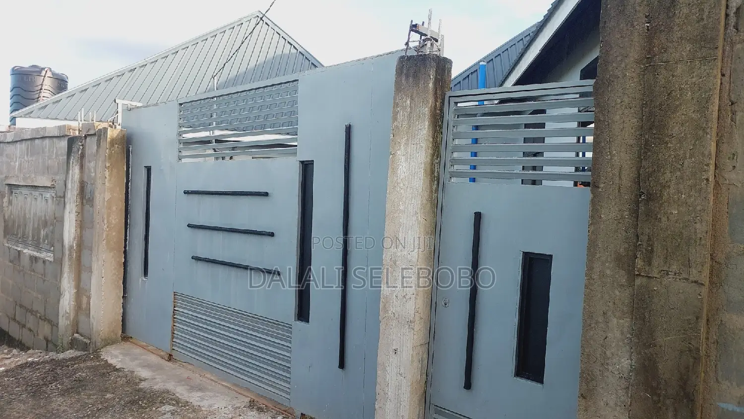5bdrm House in Changanyikeni Udsm, Kinondoni for sale