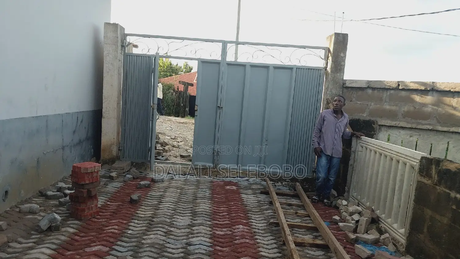 5bdrm House in Changanyikeni Udsm, Kinondoni for sale