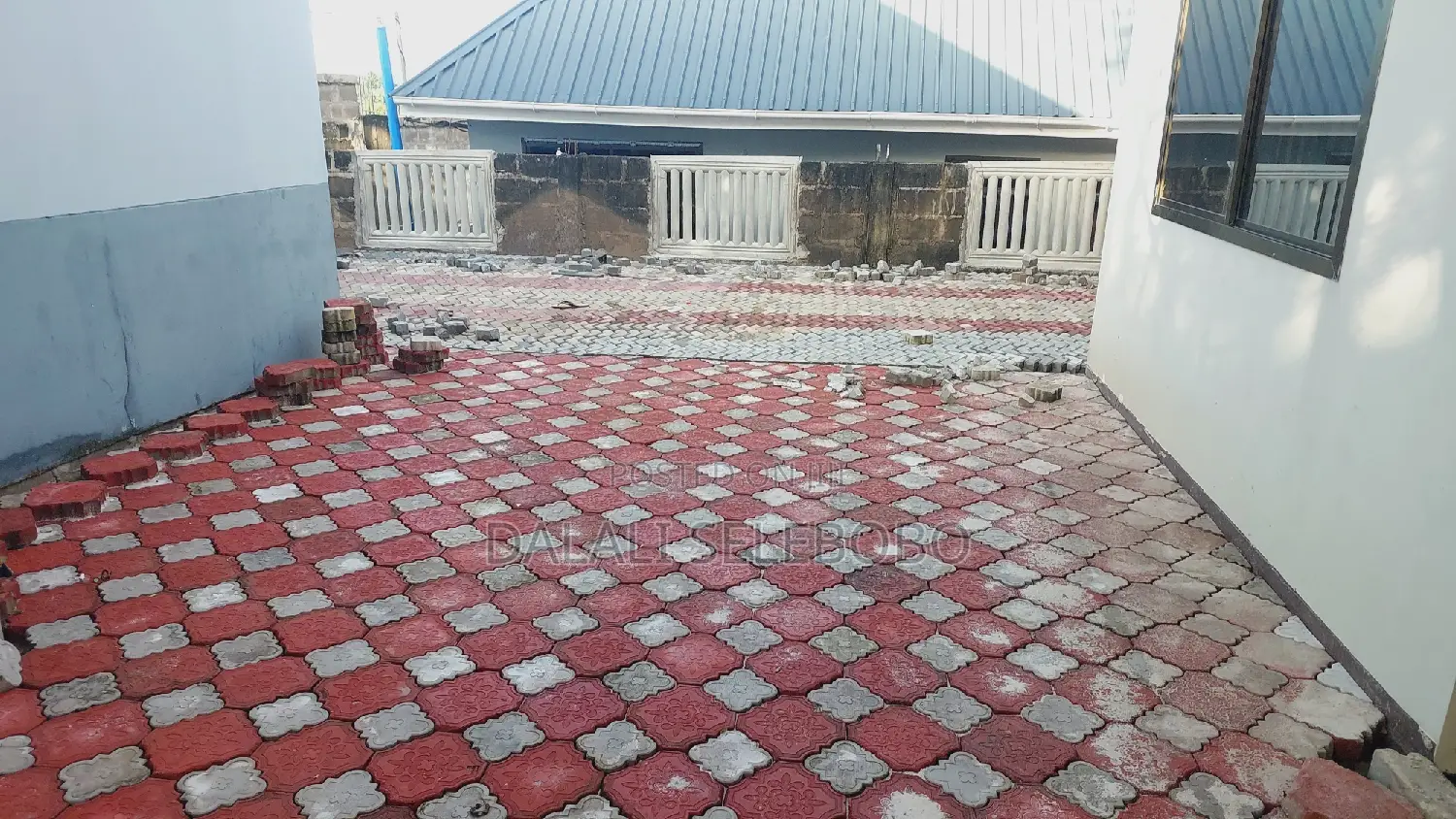 5bdrm House in Changanyikeni Udsm, Kinondoni for sale