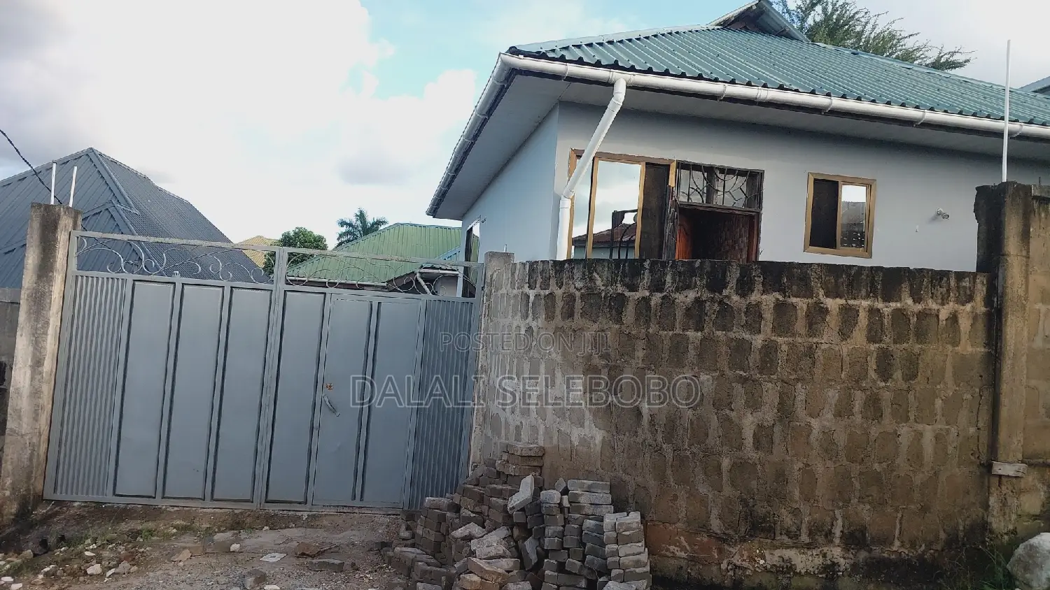 4houses Bangalore Sale at Changanyikeni Udsm