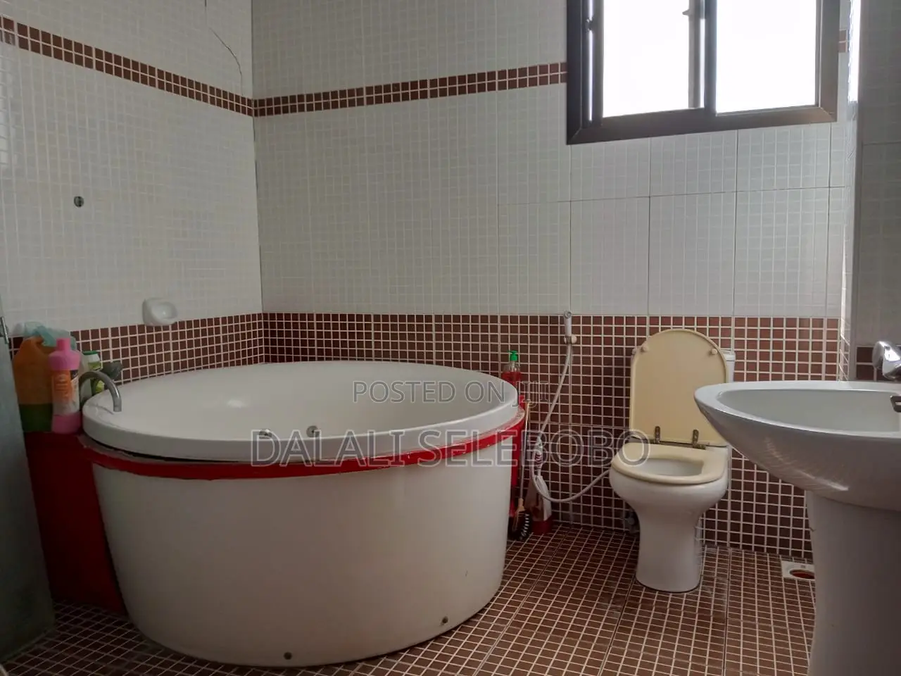 4bdrm Block of Flats in Upanga for sale