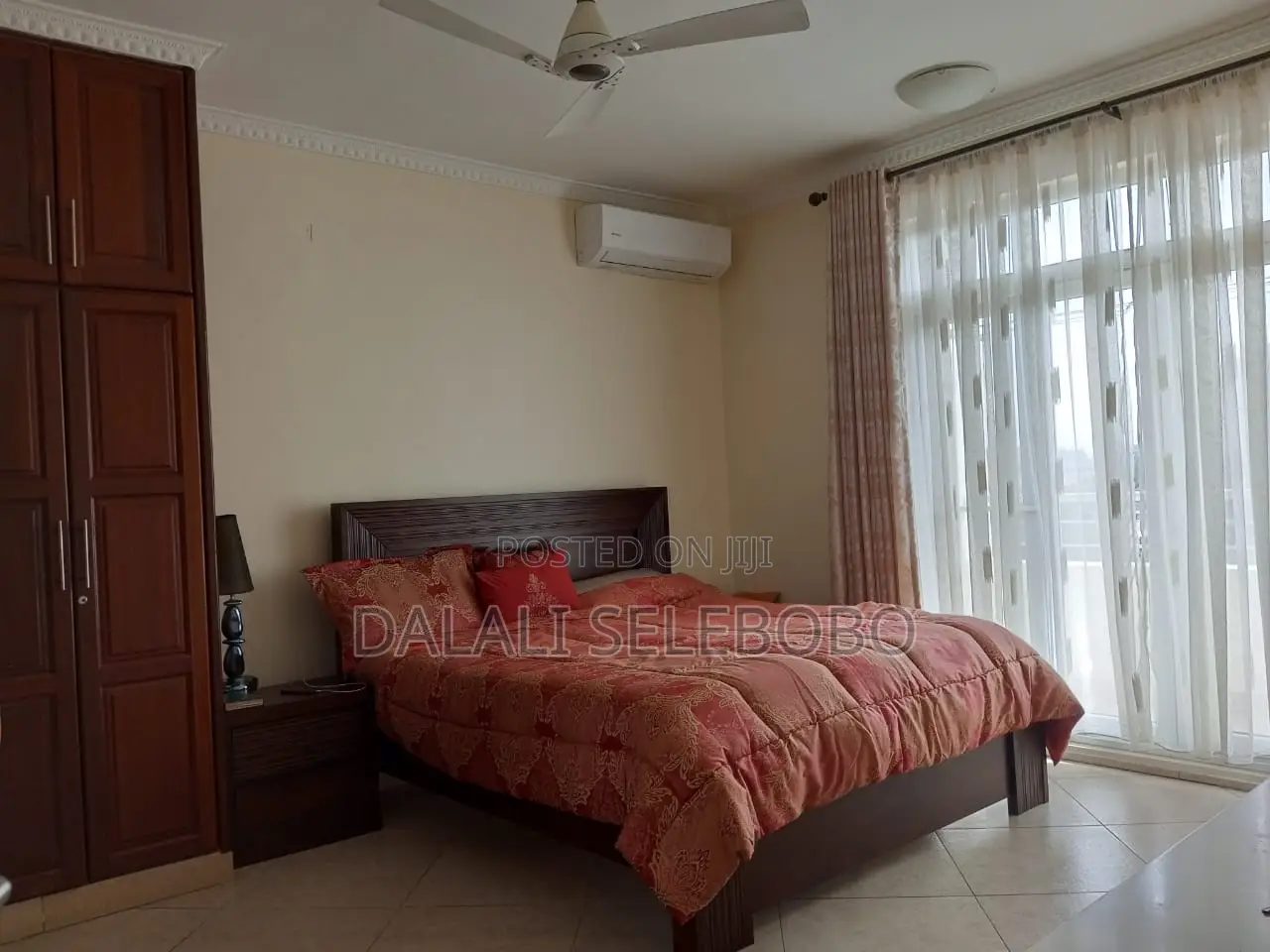 4bdrm Block of Flats in Upanga for sale