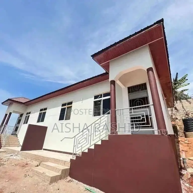 2bdrm Apartment in Kimara for rent