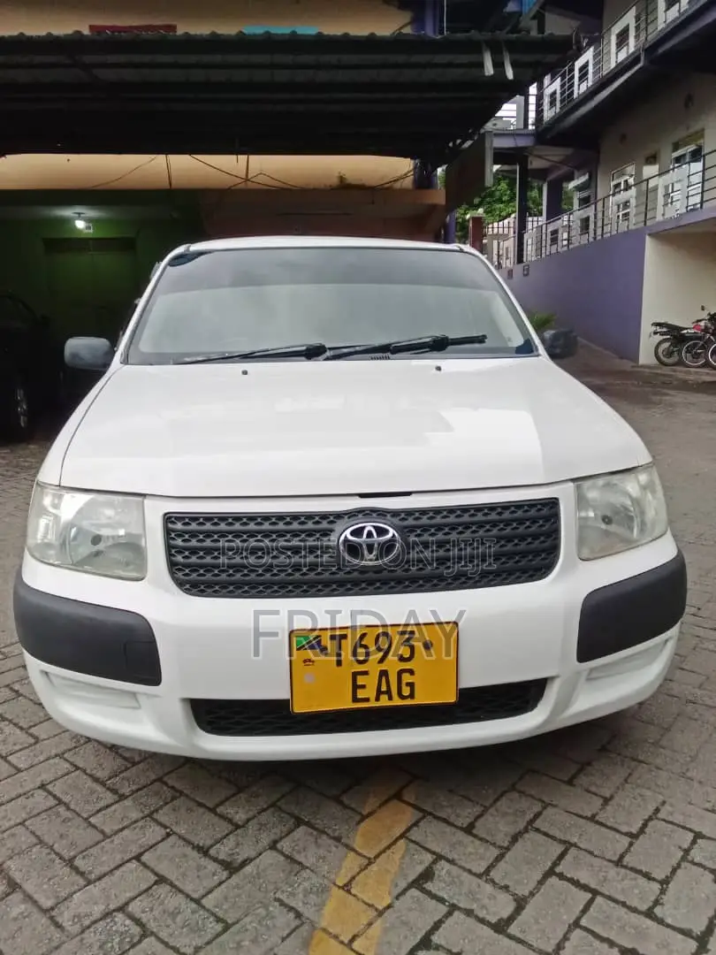 Toyota Probox 2004 White