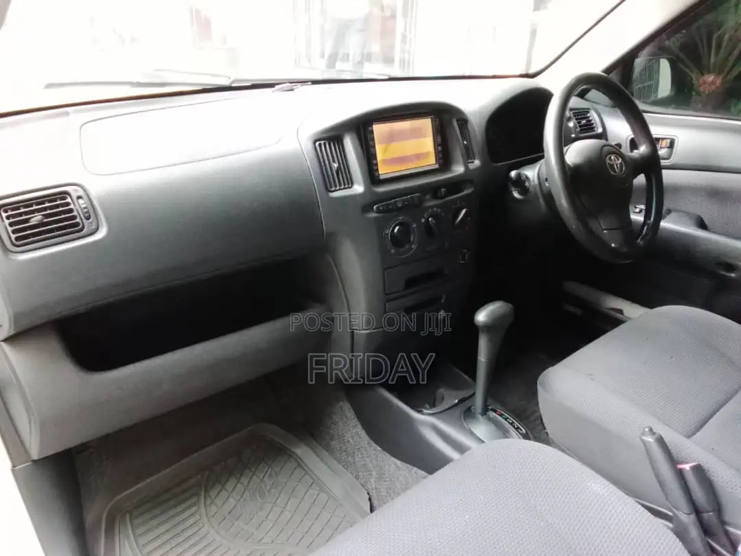 Toyota Probox 2004 White