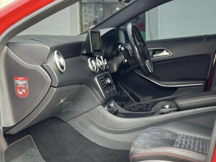 Mercedes-Benz A-Class 2014 Red