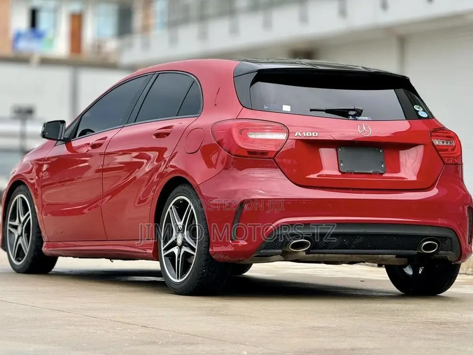 Mercedes-Benz A-Class 2014 Red