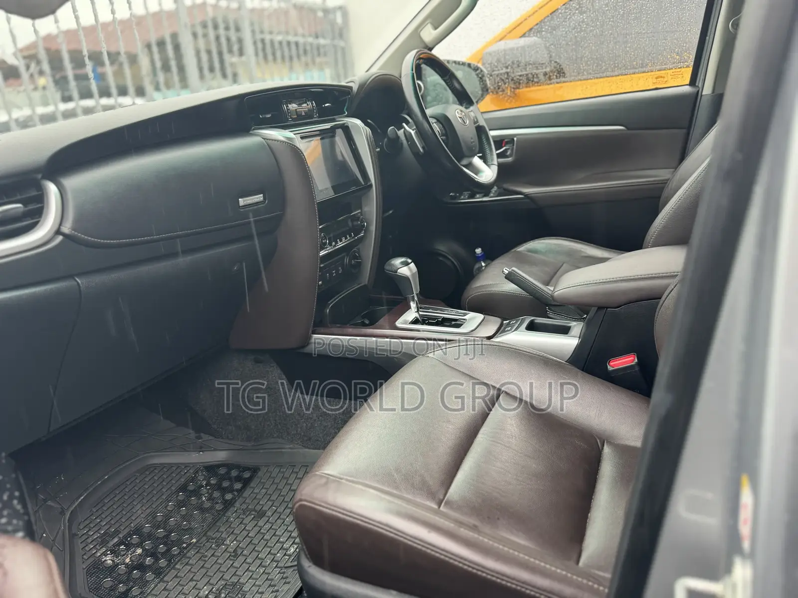 Toyota Fortuner 2.8 D AWD 2017 Silver