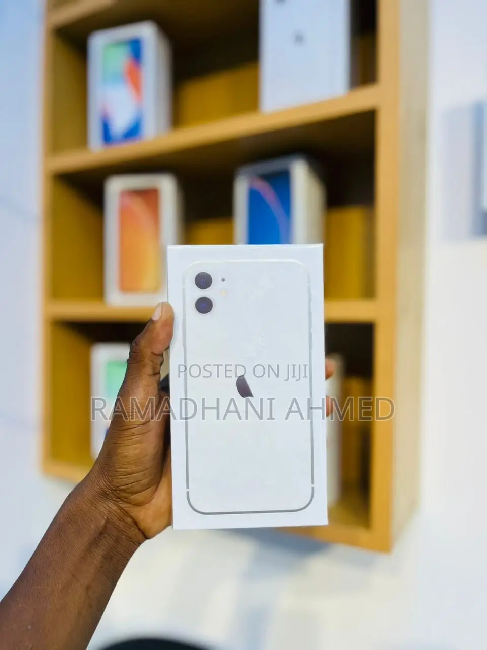 New Apple iPhone 11 128 GB White