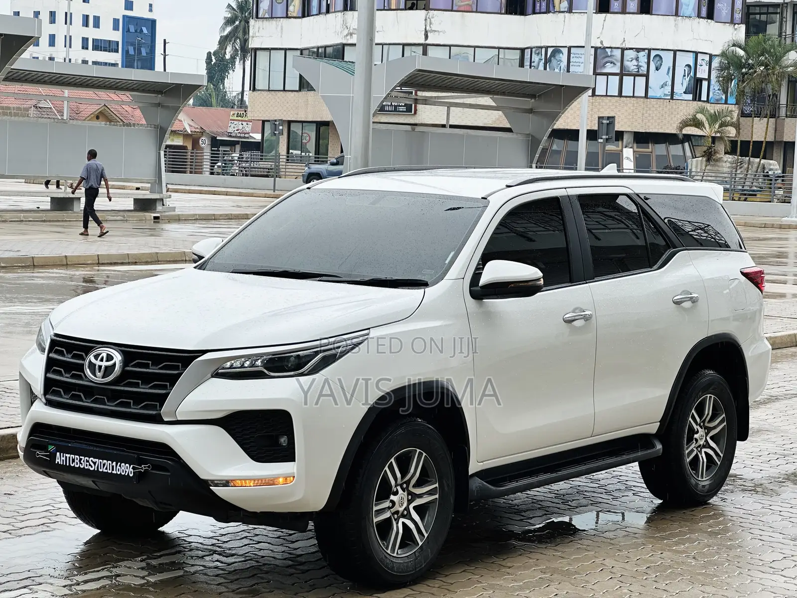 Toyota Fortuner 2022 White