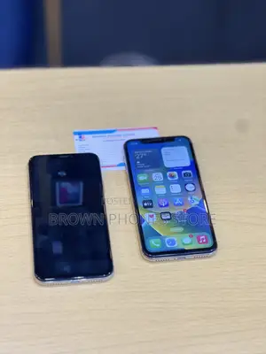 Apple iPhone X 64 GB Silver