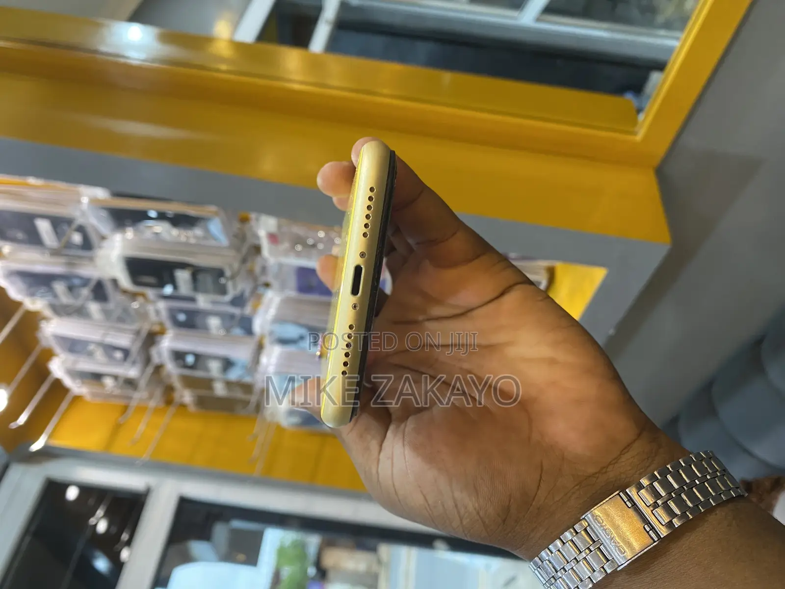 Apple iPhone XR 128 GB Yellow
