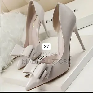 Women's Pump Shoes