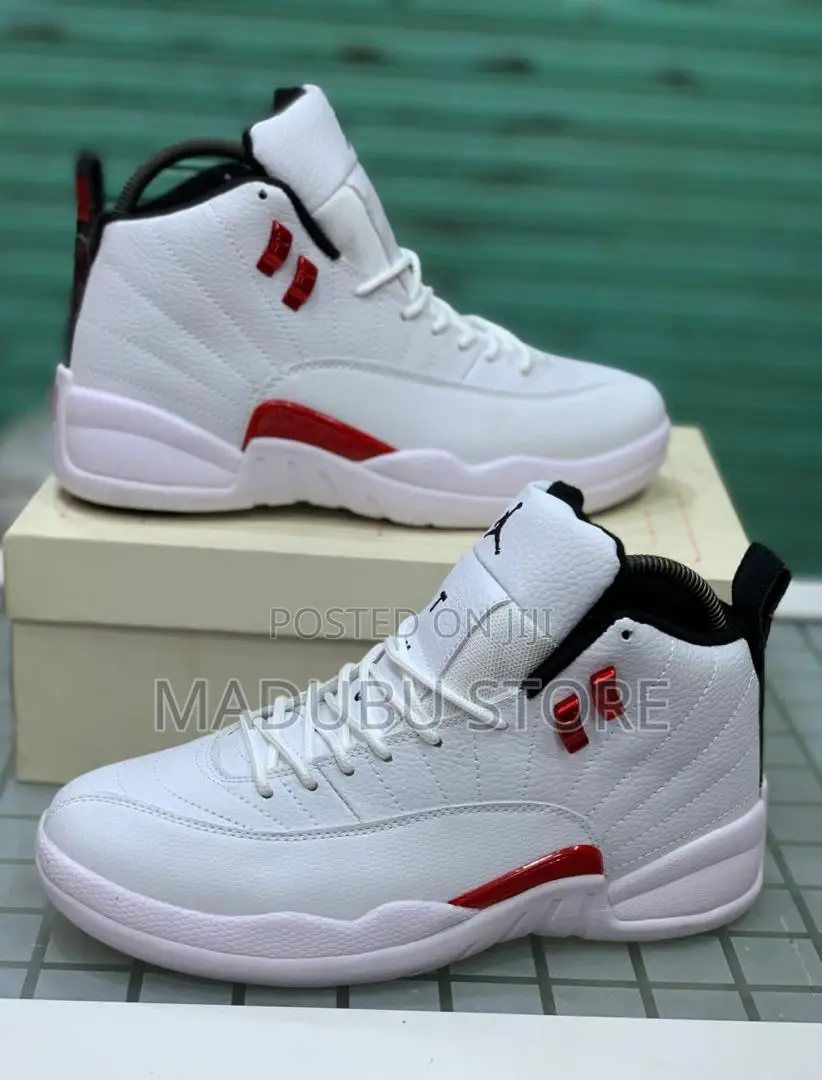 Men's Classic Sneakers