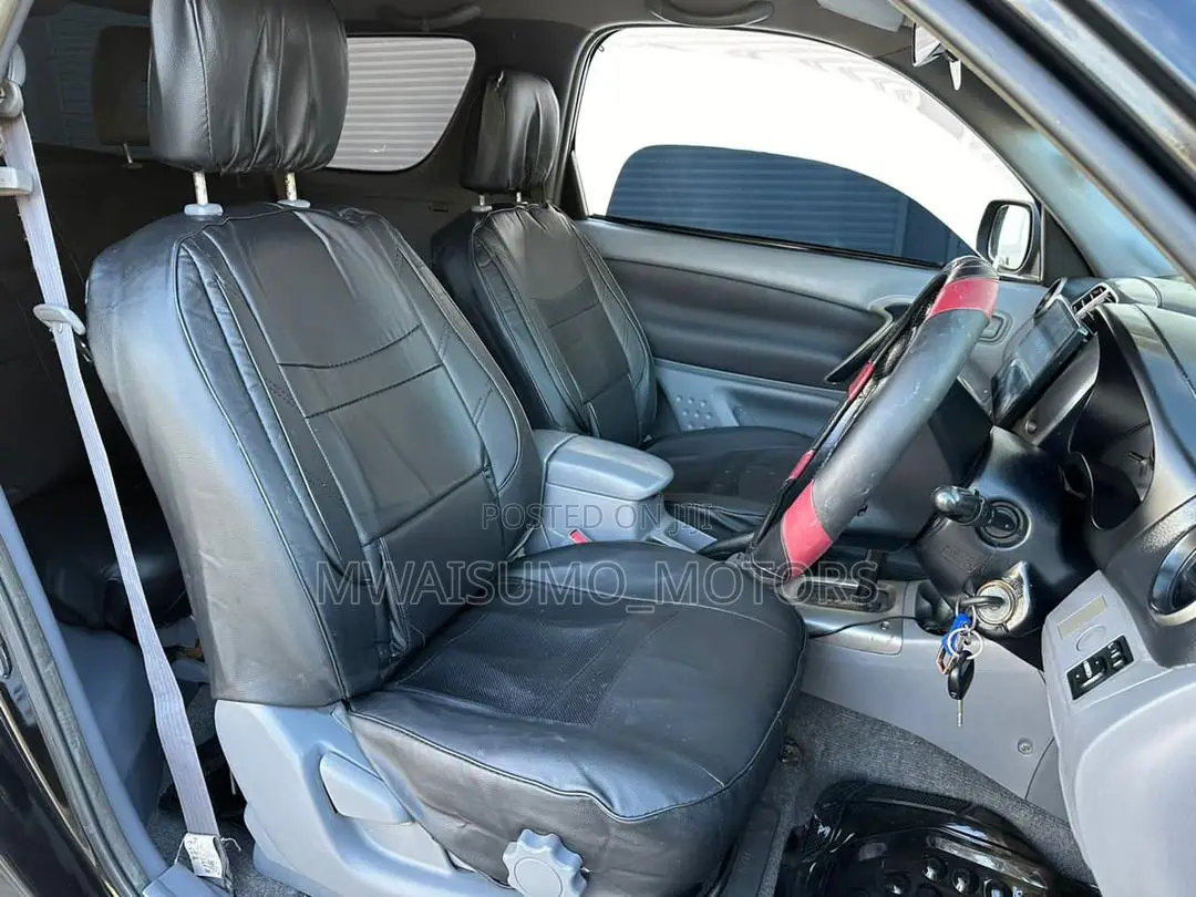 Toyota RAV4 2005 Black