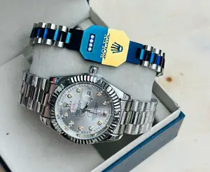 A Set of Watch and Bracelet
