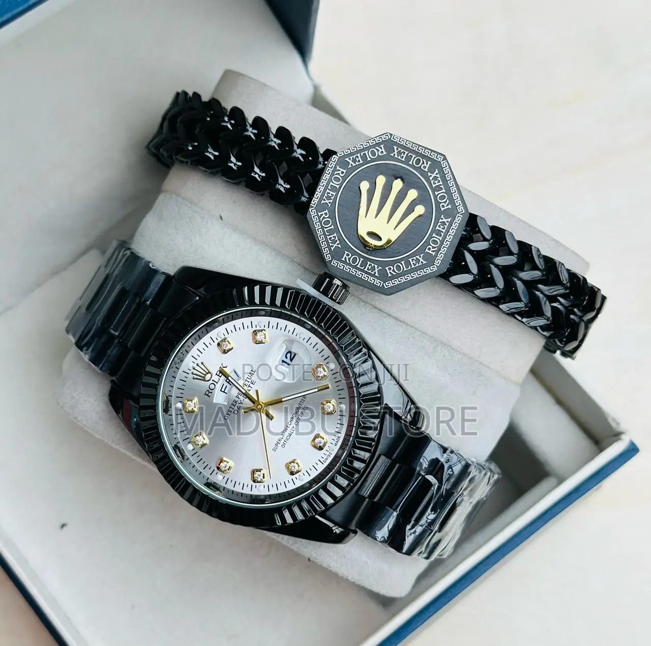 A Set of Watch and Bracelet