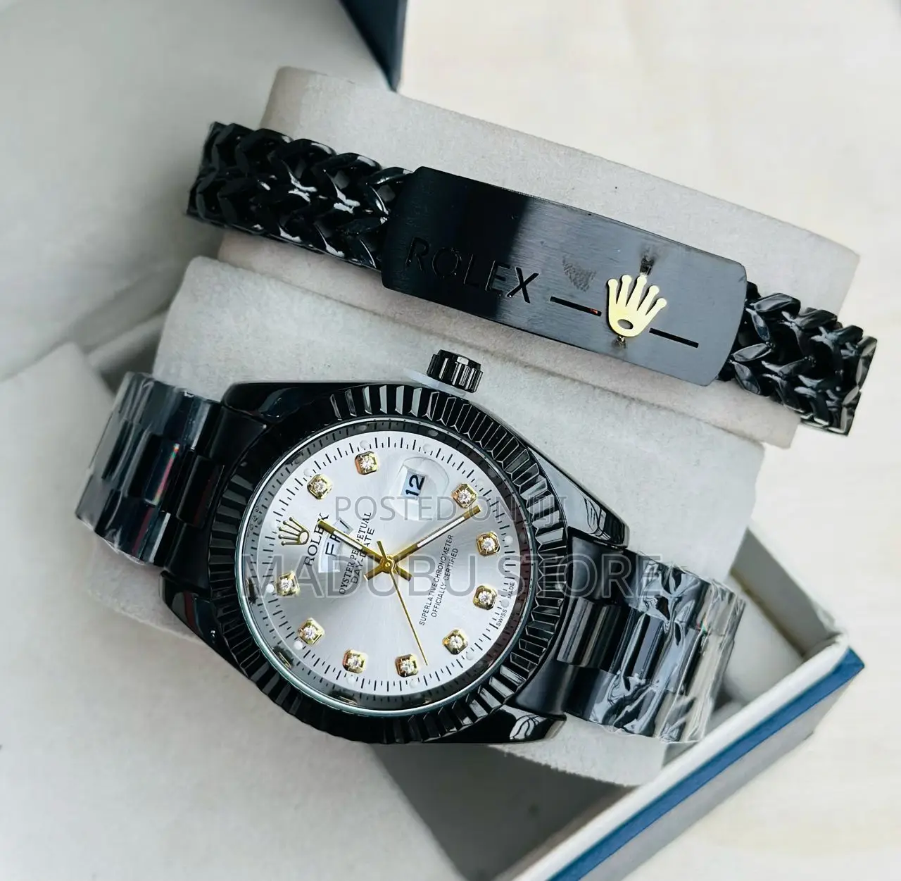 A Set of Watch and Bracelet