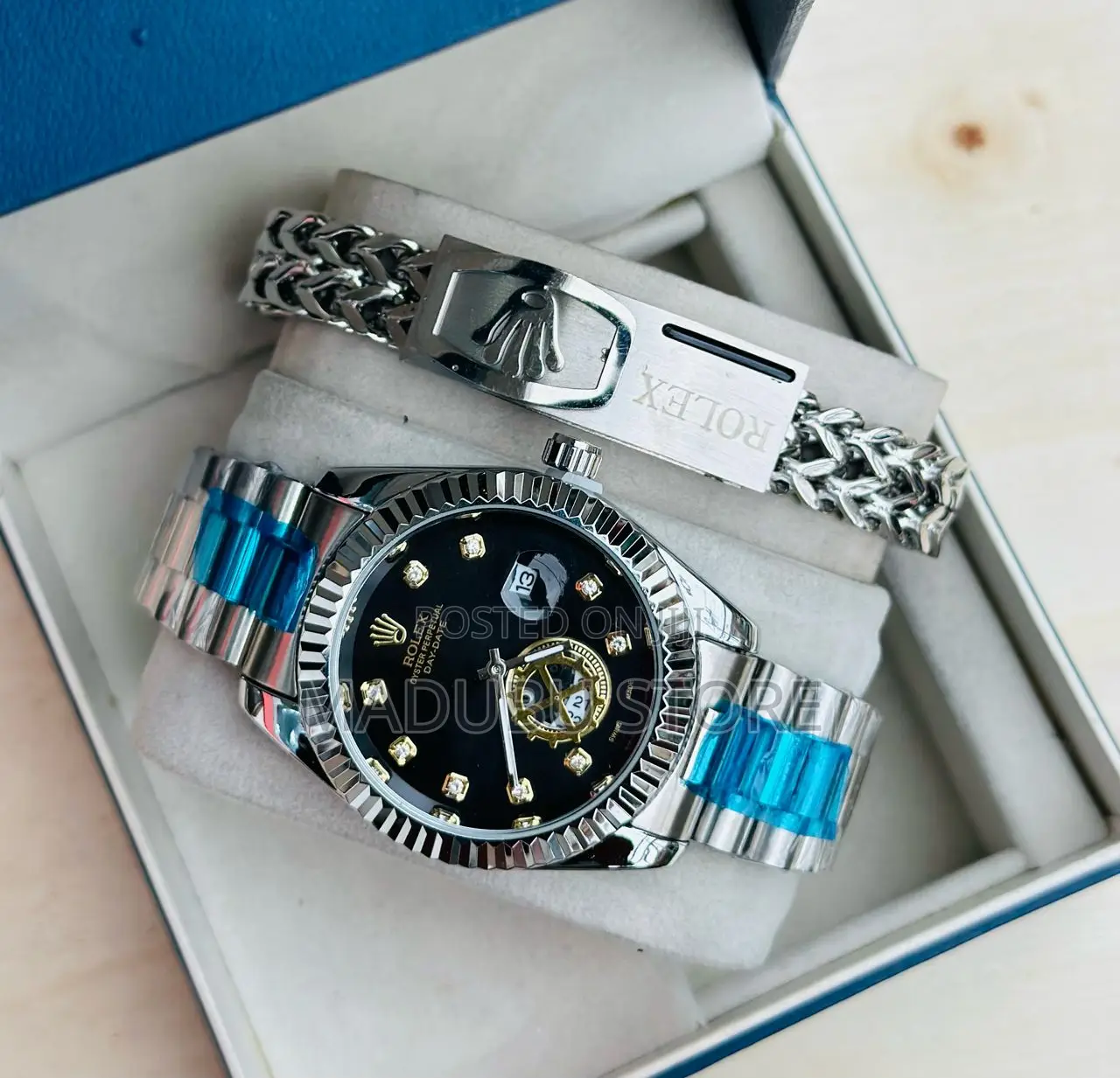 A Set of Watch and Bracelet