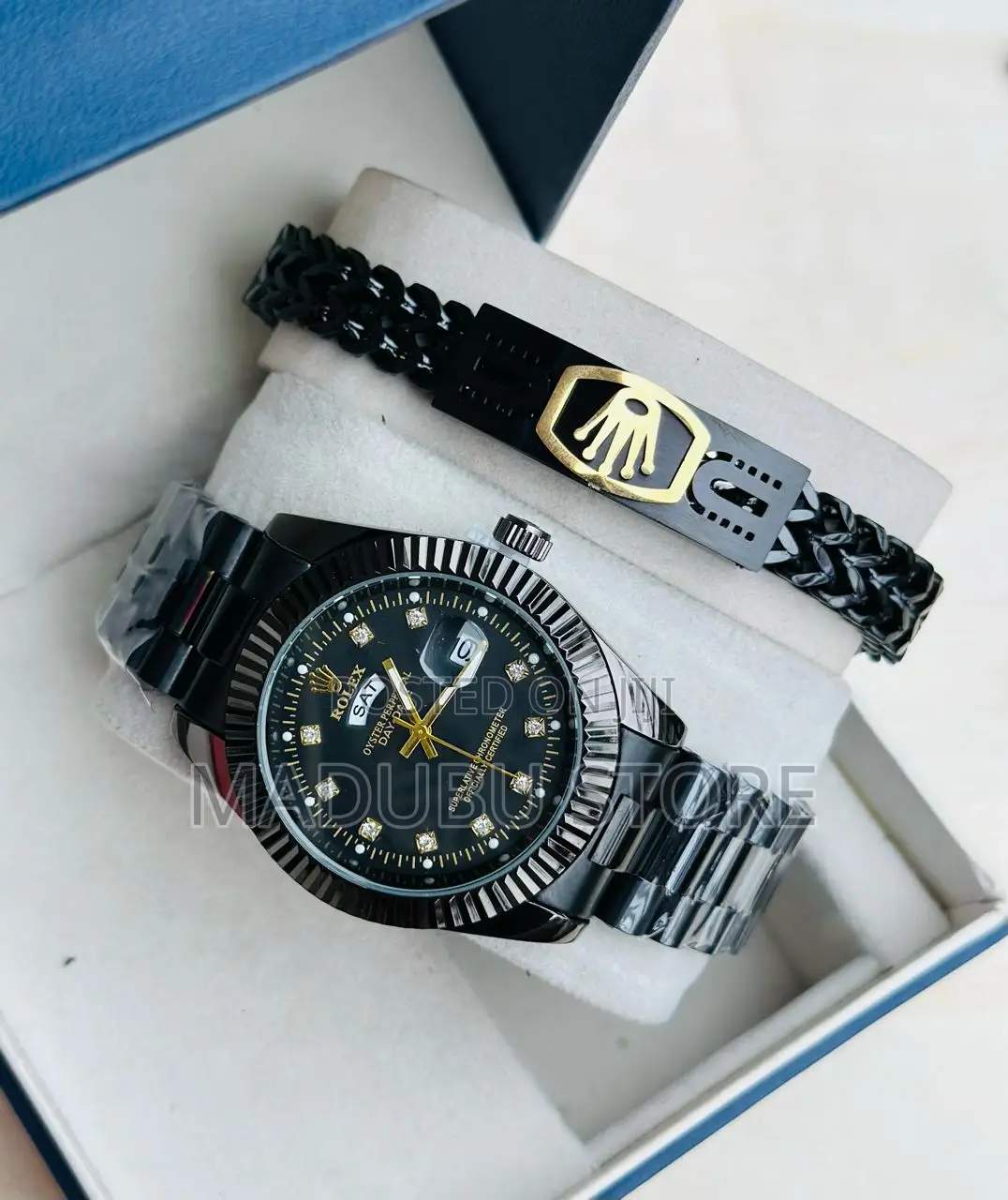 A Set of Watch and Bracelet